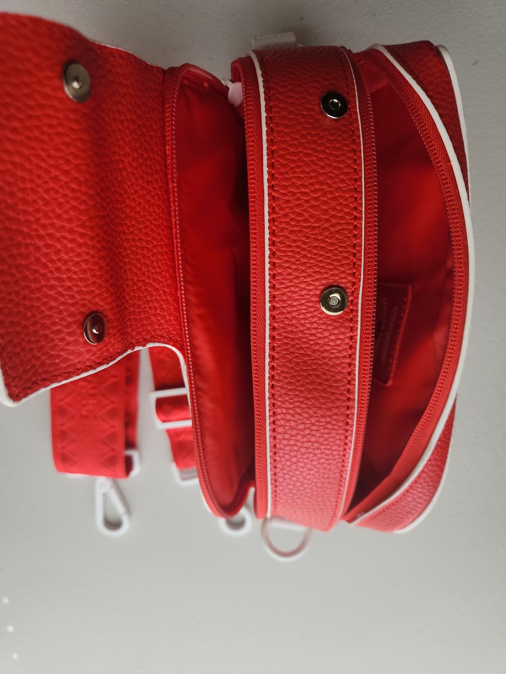 MODUS OPERANDI BACKPACK SLING - Picture 10 of 12